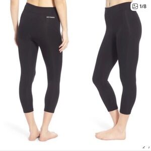IVY PARK Black Cropped High-Rise Leggings. Preowned in good condition.